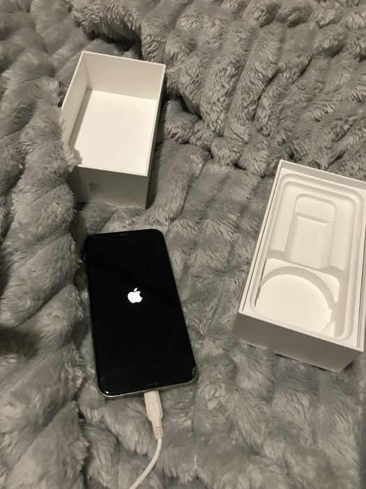 Iphone XS Silver 64 GB