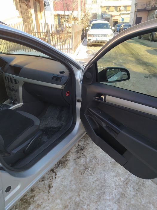 Авто на впевненому ходу.Збережене. То