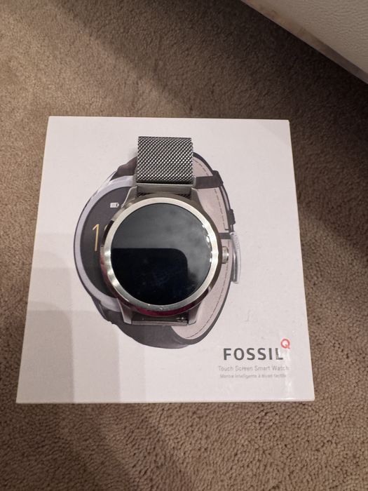 Смарт годинник Fossil Q