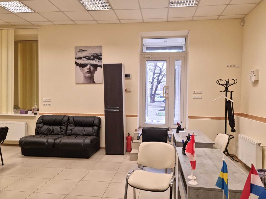 Продаж нежитлового приміщення в районі пр.Металургів. - View 5