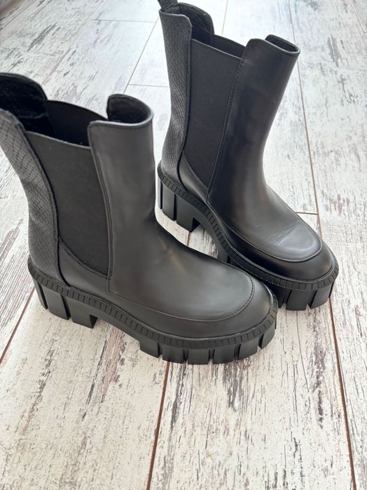 Черевики шкіряні, чорні Челсі 35 розмір