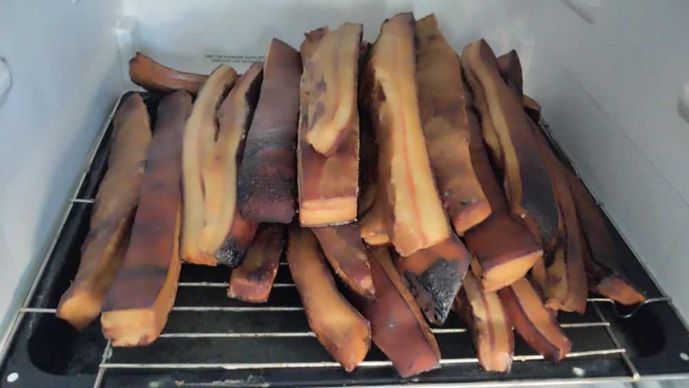 Копчене сало гарячого копчення