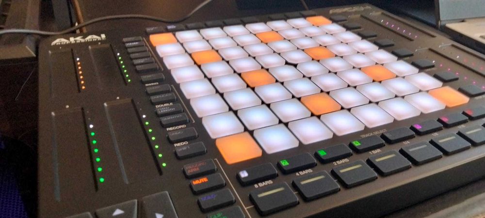 AKAI Professional APC64