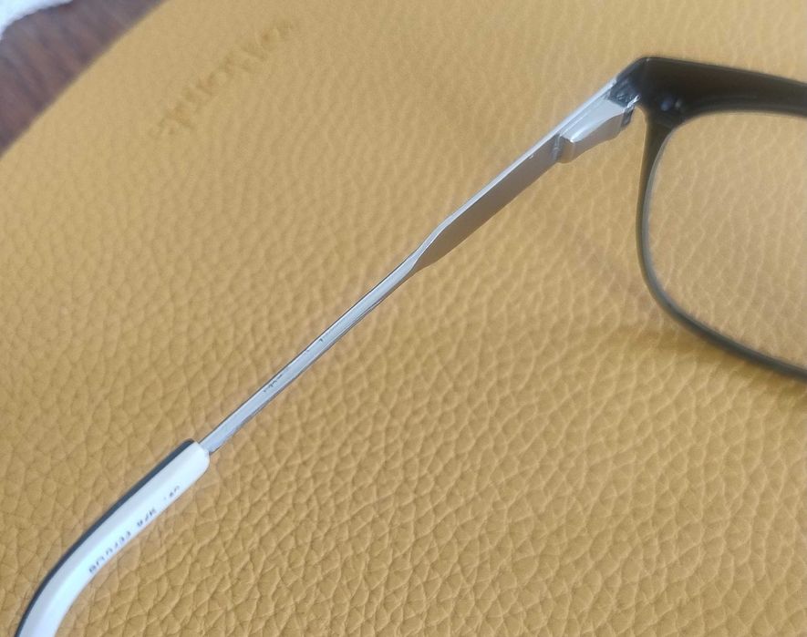 Oprawki do okularów korekcyjnych – Boss Orange – lekkie, wygodne