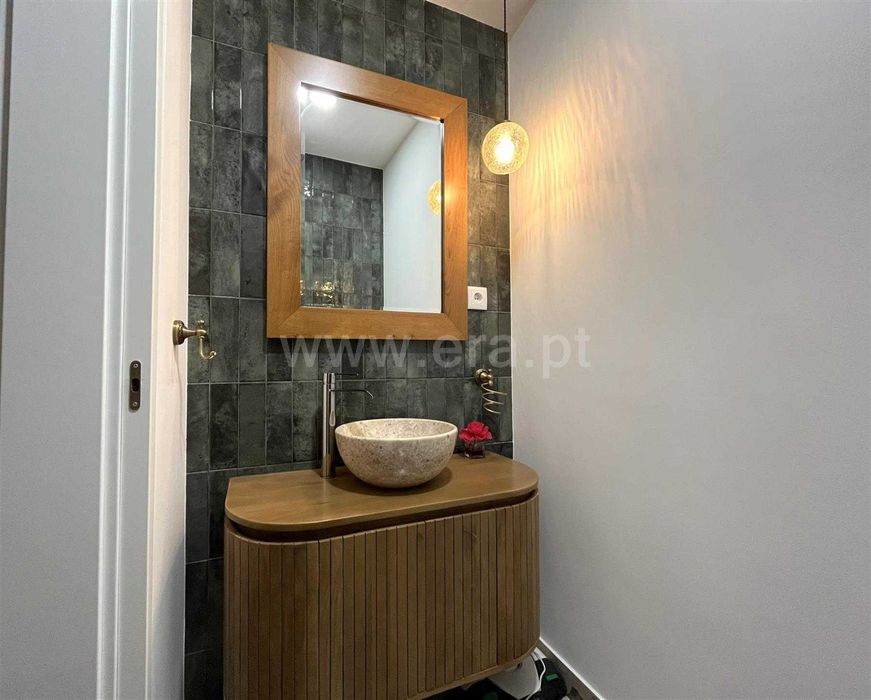 Exclusive Apartment in the Historic Center of Figueira da Foz – Contemporary Renovation, Private 30 m² Terrace and a Prestigious Location