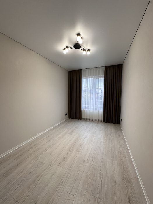 Сучасний ДУПЛЕКС з ремонтом, меблями і технікою в передімісті Києва