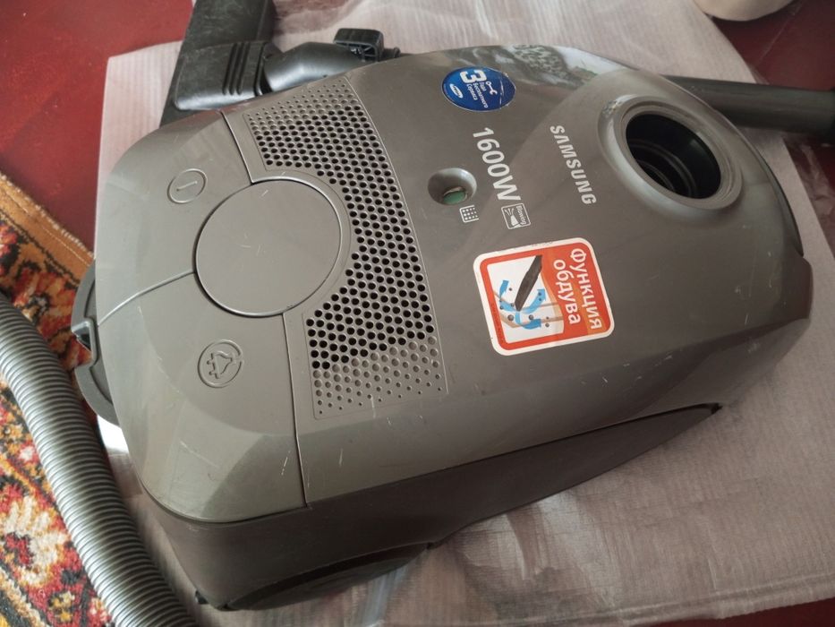 Пилосос SAMSUNG SC5610