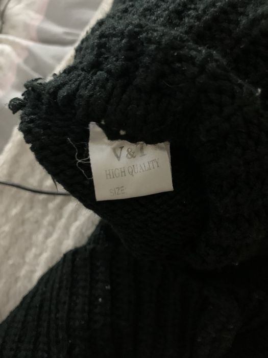 czarny golf sweter w geometryczne wzory wełna