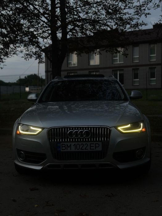 Audi a4b8 allroad 2013 рік 2.0 tfsi