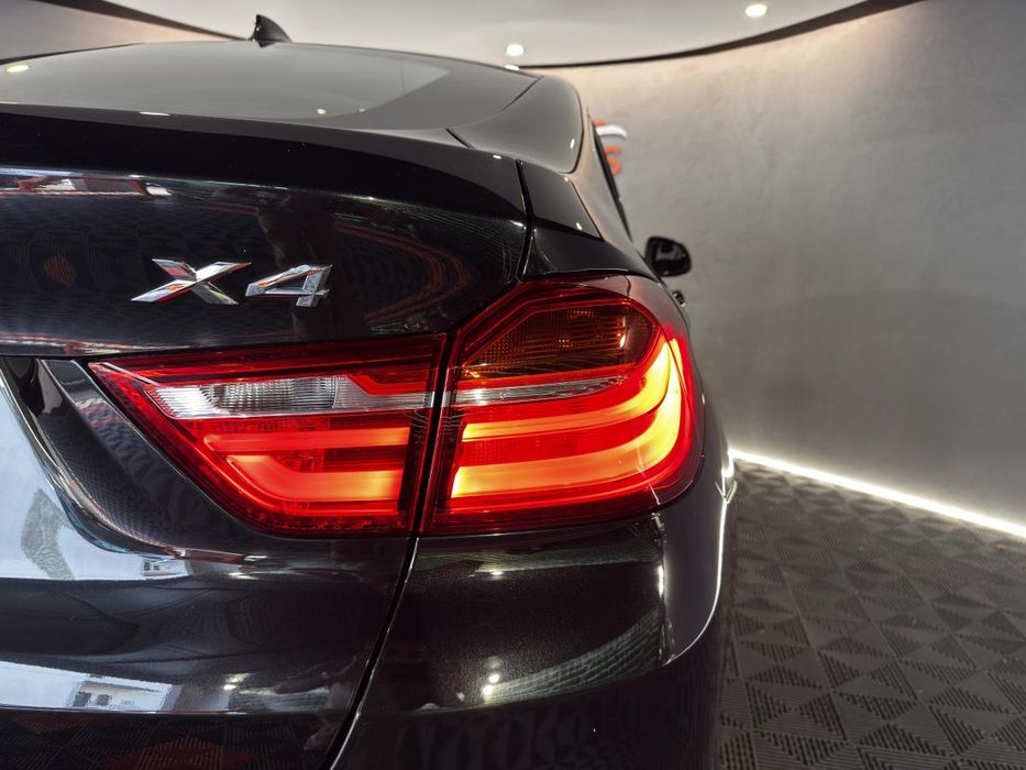 BMW X4 xDrive20d xLine Auto (190cv) | Estado Irrepreensível | Cerâmico | Câmaras 360º
