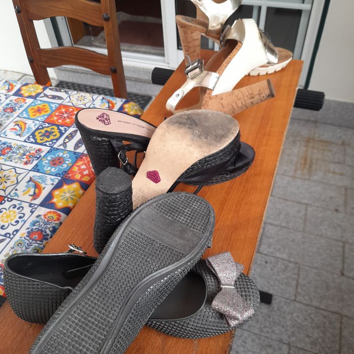 Calçado de várias marcas