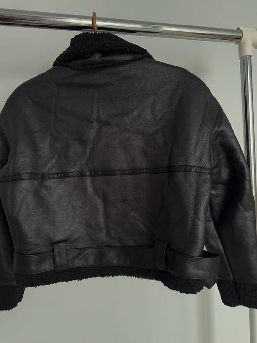 Тепла укорочена дубльонка