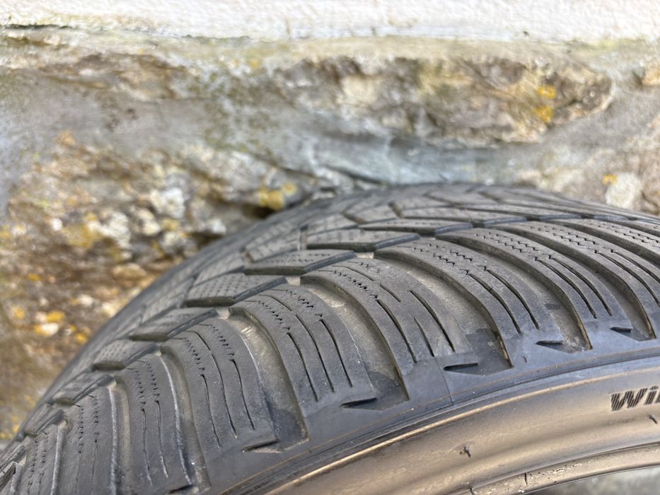 Pneus Hankook 285/30R21 100W