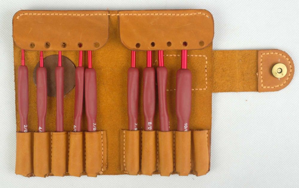 Набор крючков для вязания с силиконовыми ручками