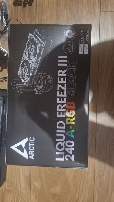 Chłodzenie wodne Arctic Liquid Freezer III 240 A-RGB Black