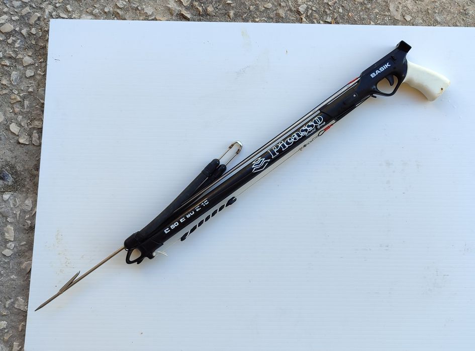 Picasso 50 arma caça submarina