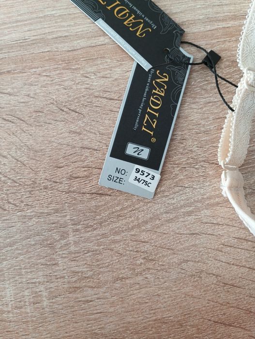 Stanik 75C nowy stanik