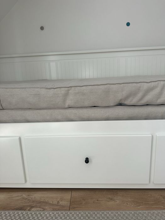 Sofa łóżko  Hemnes Ikea białe + materac