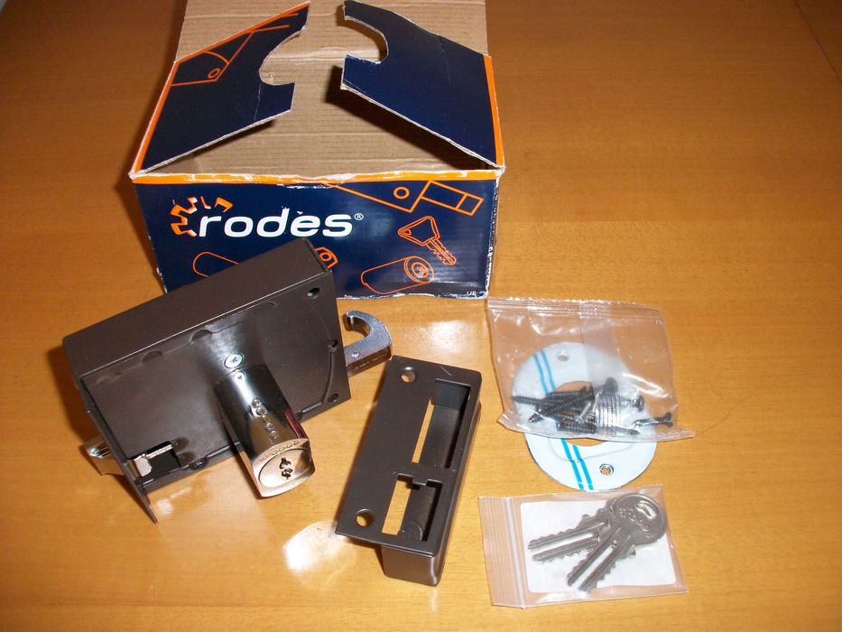 Fechadura Rodes medida de 895 55X100 mm