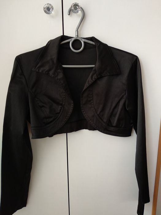 Czarne, satynowe bolerko S