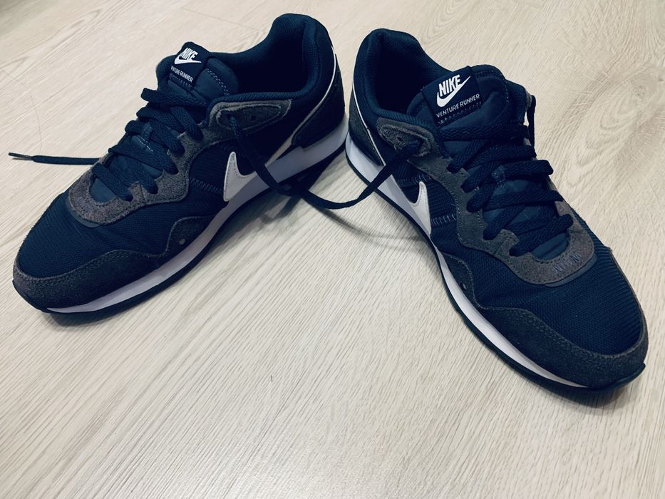 Кросівки Nike Venture Runner (43р 27.5см)Original,замша