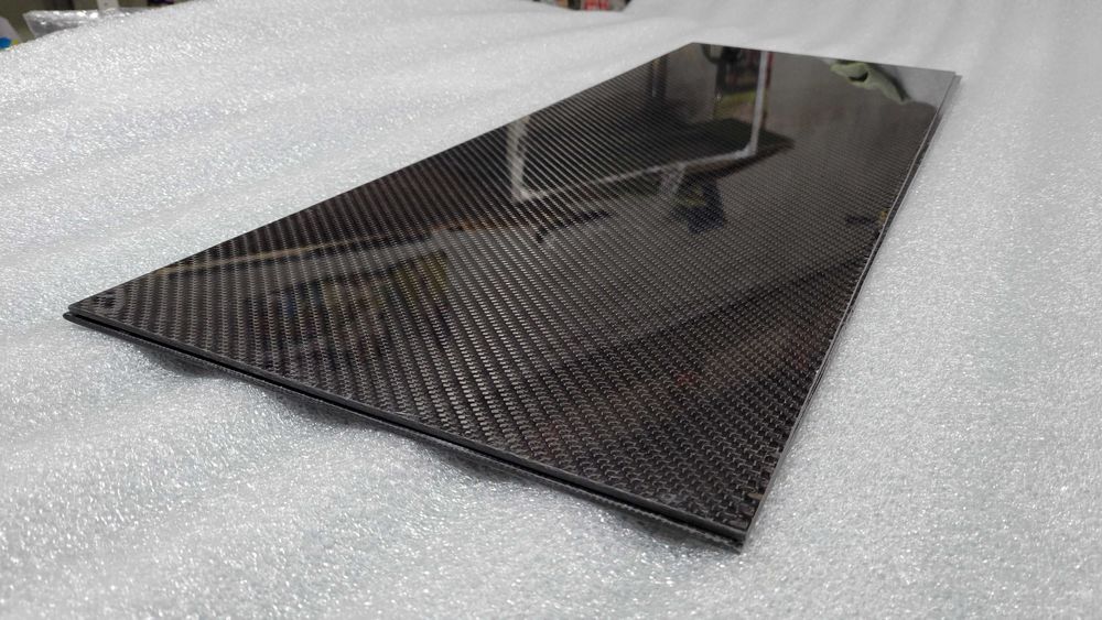 Карбонова (вуглепластикова), карбоновая пластина, карбоновый лист,