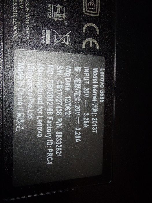 Laptop Lenovo G585 15,6 " AMD E1 4 GB / 500 GB czarny