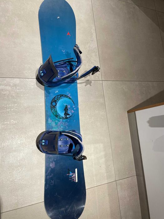 Sprzedam deskę snowboardową Dynastar 151