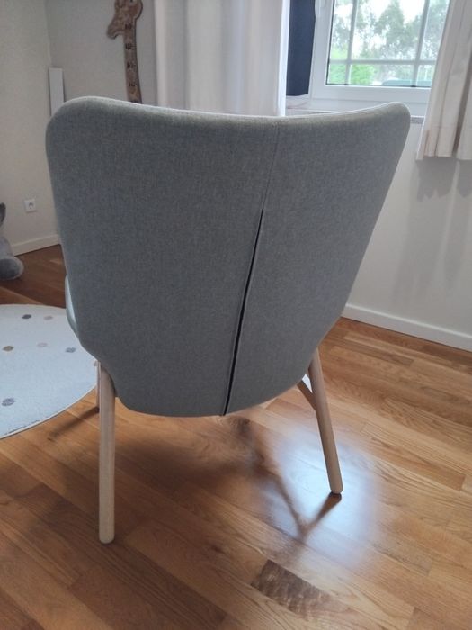 Poltrona c/ costas altas VEDBO (IKEA)