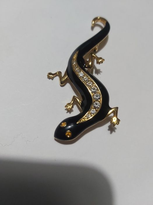 Vintage broszka z czasów P