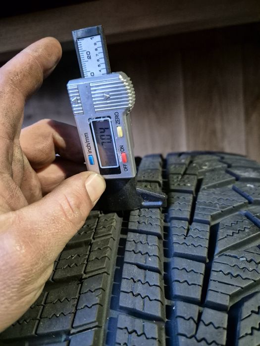 205/55/17 Hankook komplet zima 7mm 20r