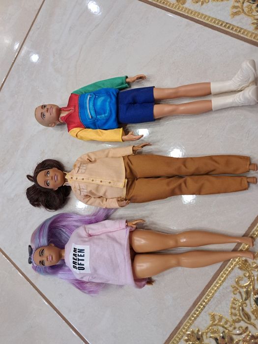 Ляльки Барбі і Кен