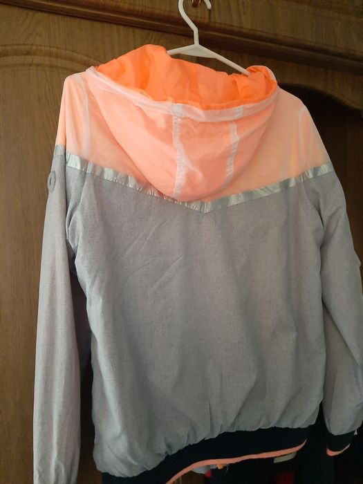 Вітровка,куртка  на флісі