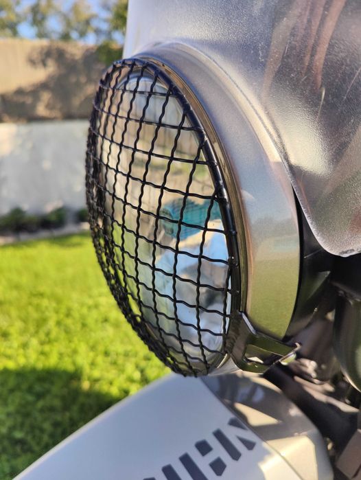 Royal Enfield Himalayan 411 de 2020 com 9581 Km