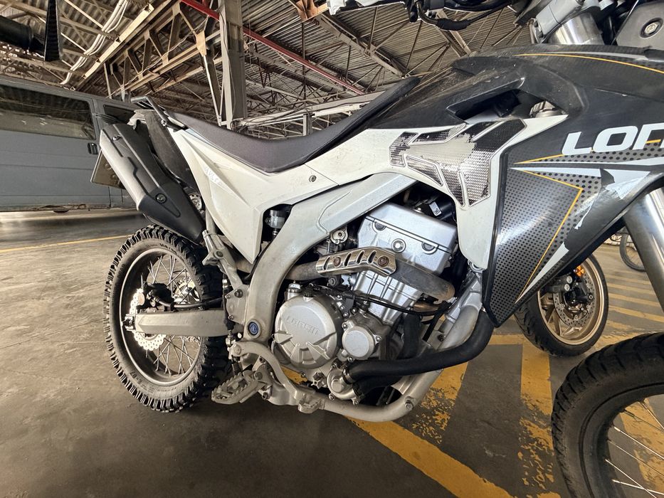 Мотоцикл Loncin LX300GY