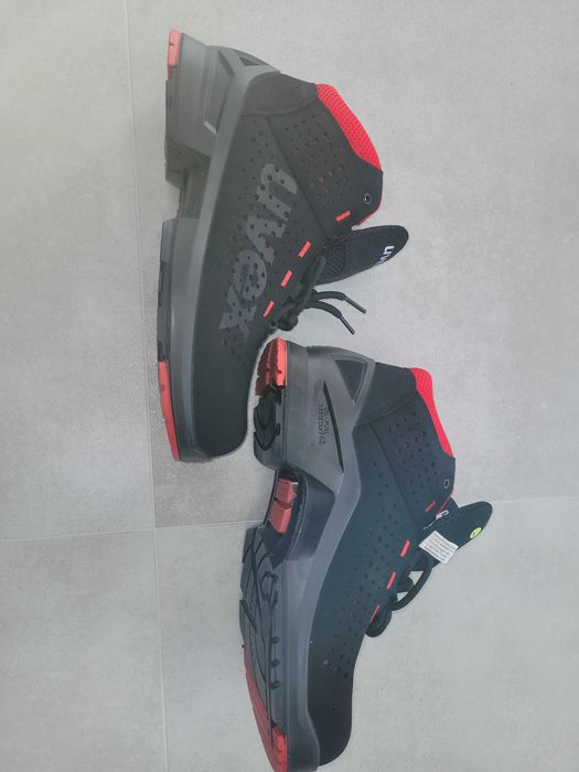 Uvex S1 buty robocze rozmiar 45 oraz 43  wysokie nowe