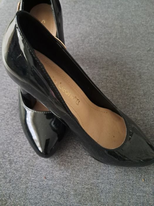 Buty na obcasie rozm 37