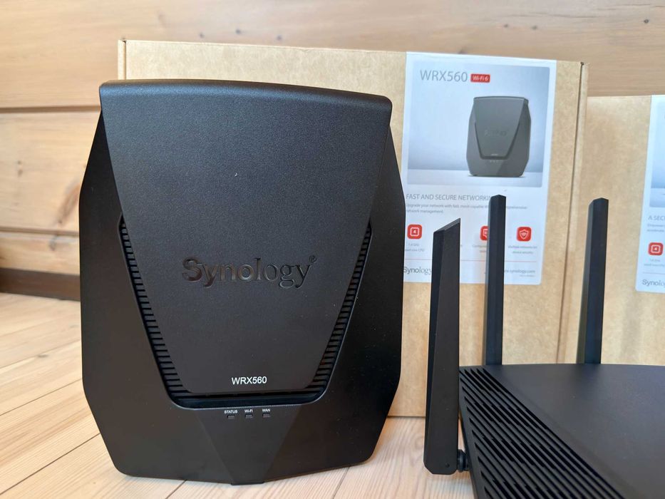 Wi-Fi Mesh комплект Synology RT6600ax + 2x WRX560
