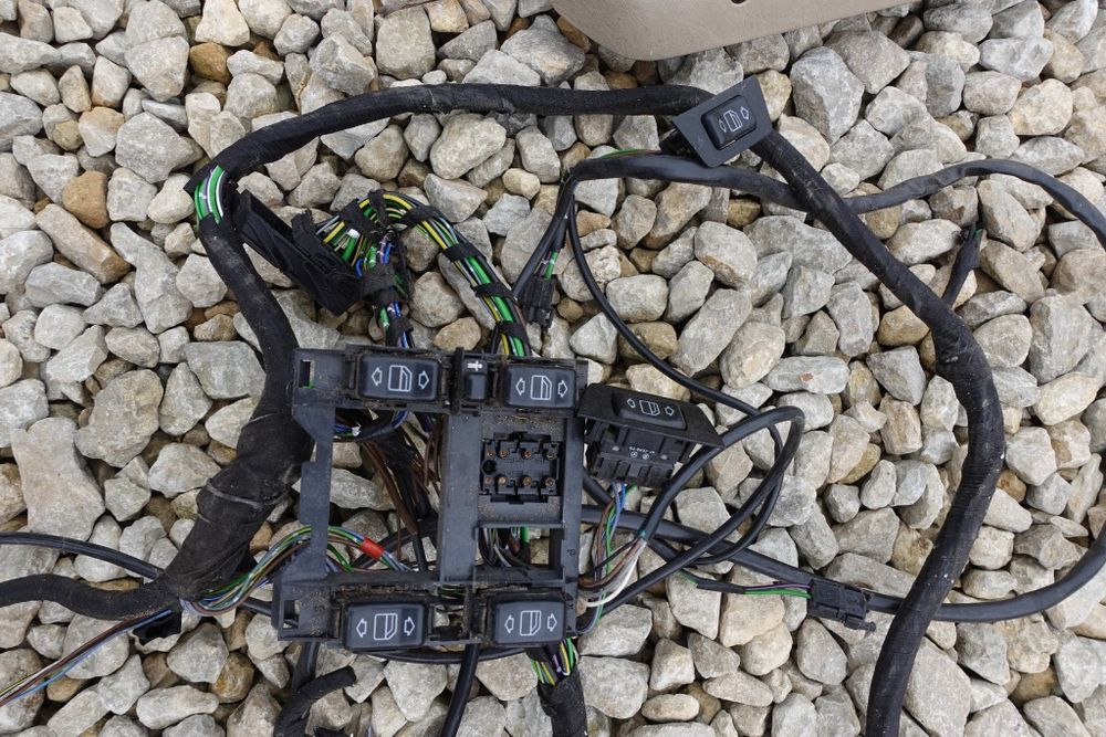 Szyby elektryczne Mercedes 124 coupe rarytas