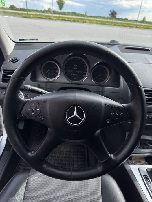 MERCEDES-BENZ C 200 CDI 2010 VIN WDD2040011A441732 фото оголошення 6 з 24