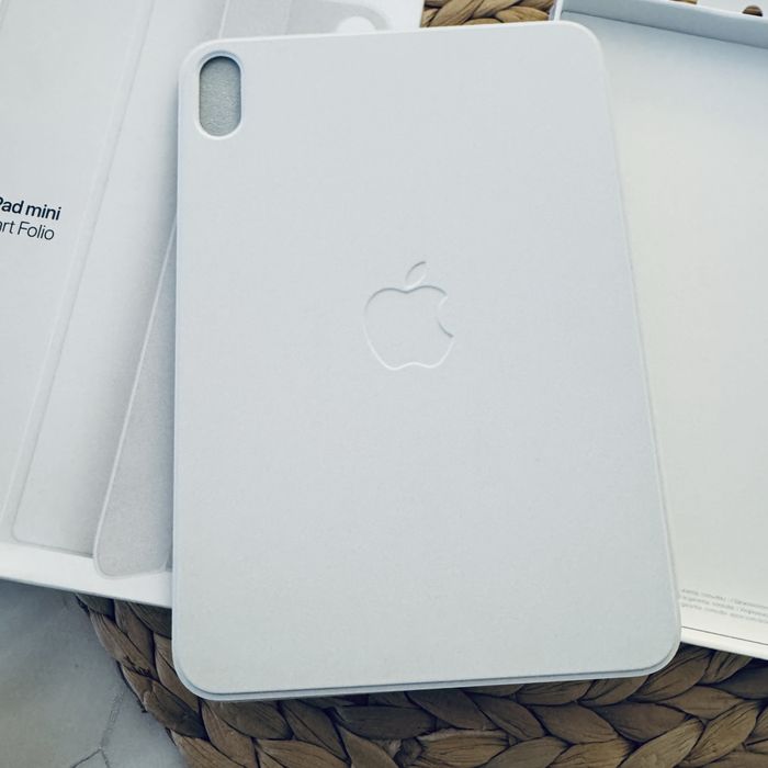 Apple iPad mini Smart Folio białe