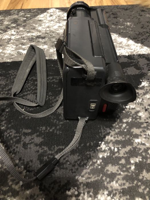 Kamera analogowa JVC GR-C11S