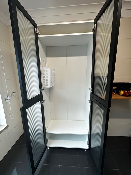 Móvel Alto IKEA como novo