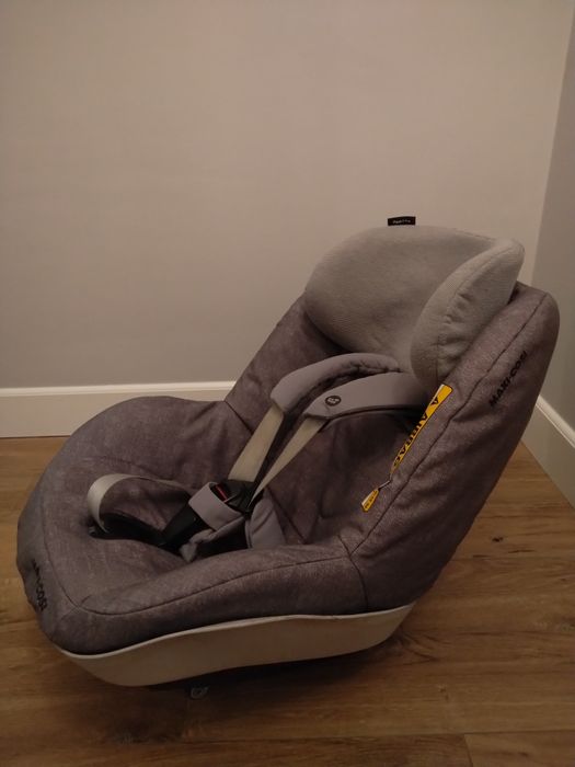 Foteliki Maxi cosi Rock, Pearl Pro i baza 2wayfix