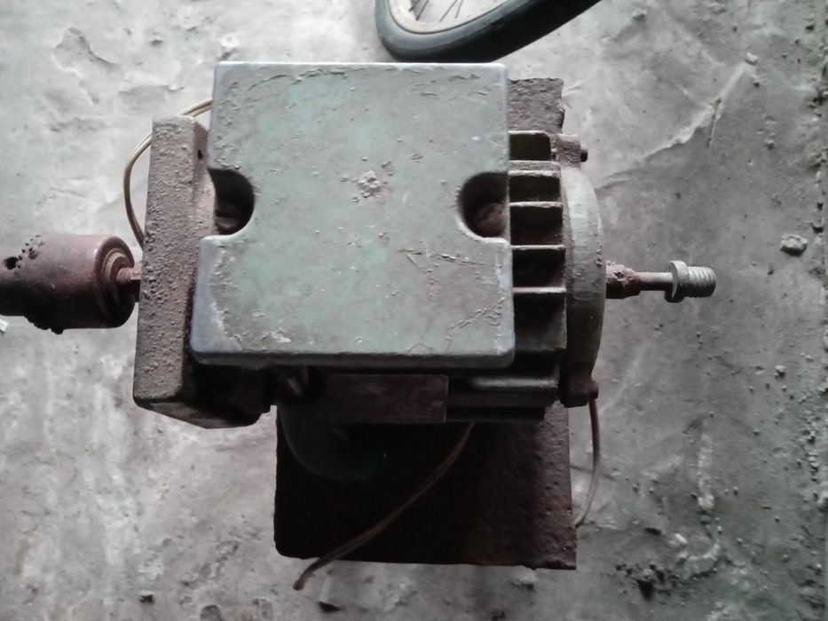 Продам електро мотори