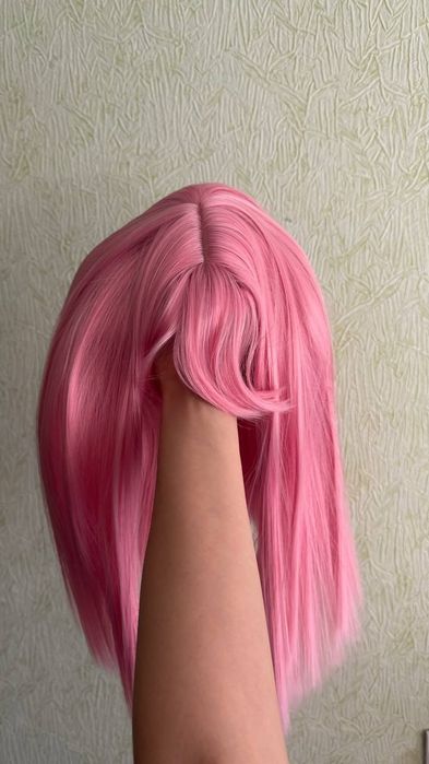 Парики с чёлкой и пробором и без по 280грн