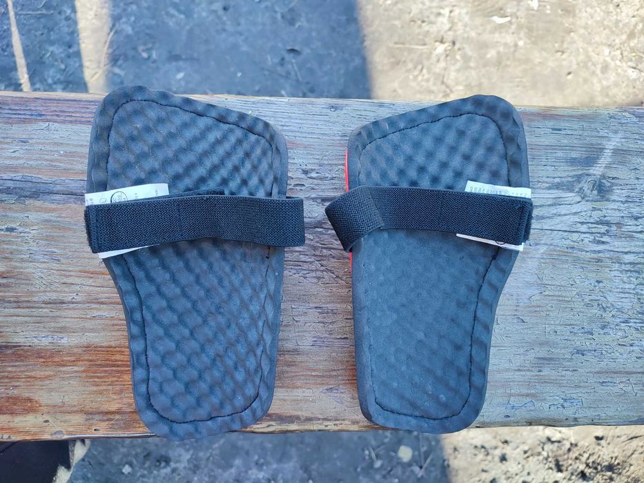 Футбольные щитки Sondico FLAIR, размер М