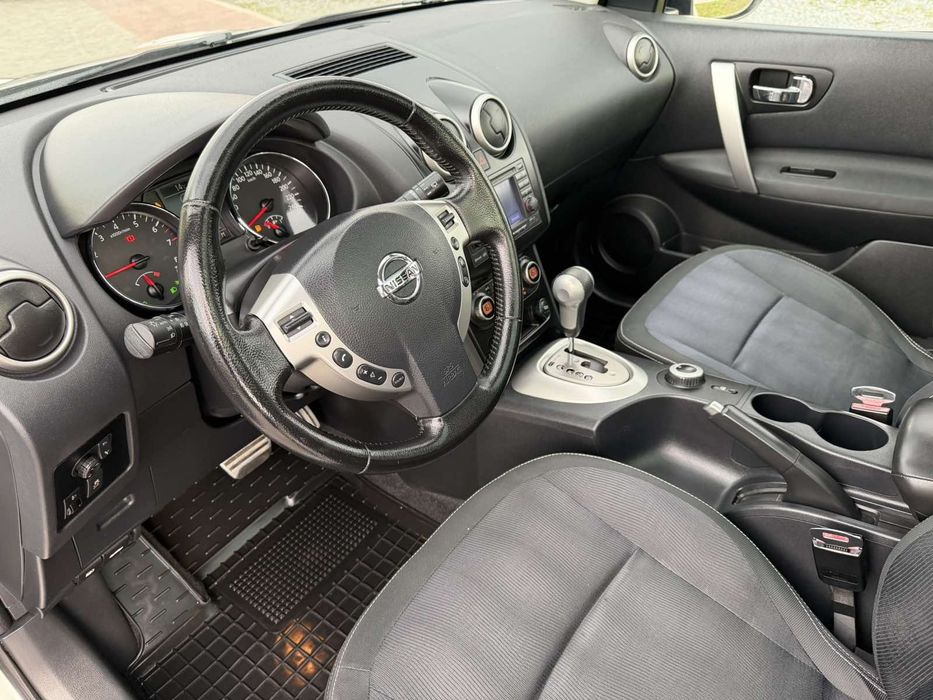 NISSAN Qashqai,Automat 2.0 Benzin
