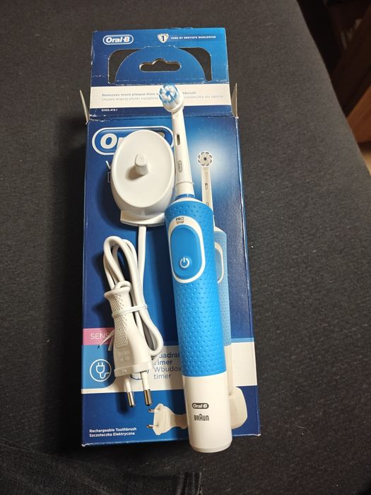 Oral-B VITALITY 100  NOWY ZESTAW szczoteczka elektryczna