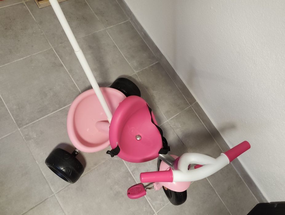 Triciclo criança